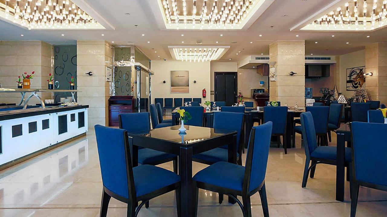 The Proud Hotel Khobar Buitenkant foto