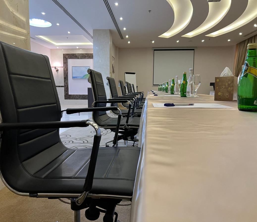 The Proud Hotel Khobar Buitenkant foto