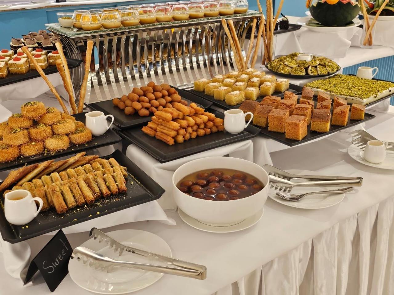 The Proud Hotel Khobar Buitenkant foto