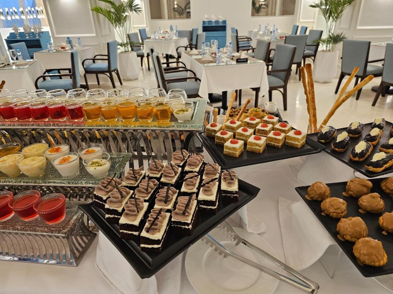The Proud Hotel Khobar Buitenkant foto